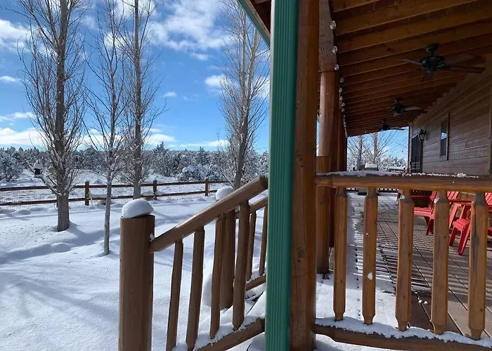 With Wild Horses, Fireplace, Dog Friendly & Starlink Holiday home Overgaard